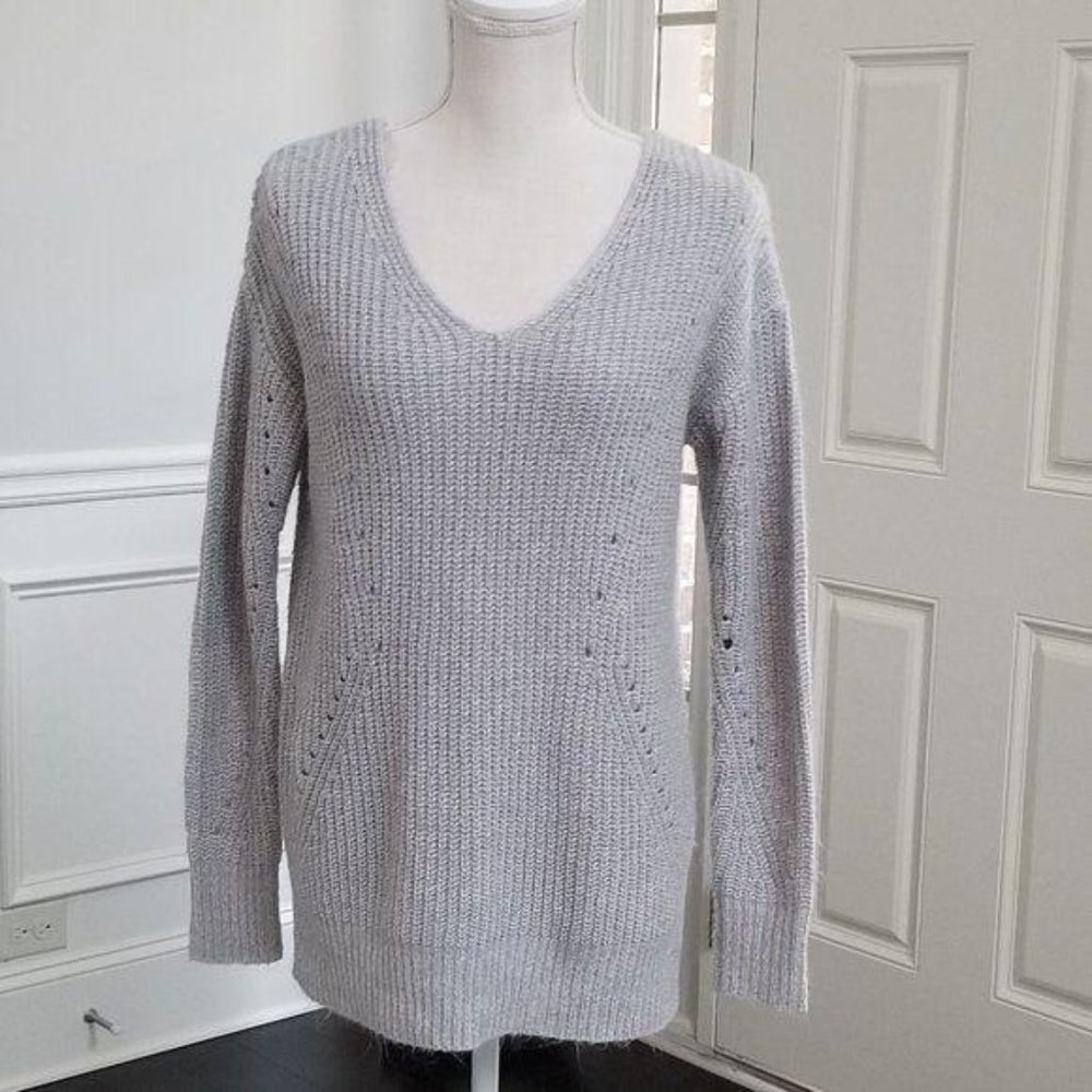 It's Our Time Light Gray Long Sleeve Sweater Crisscross Back Detail Size Small